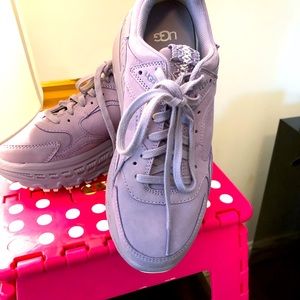 UGG CA805 Sneaker Updated in rich nubuck leather Foam footbed